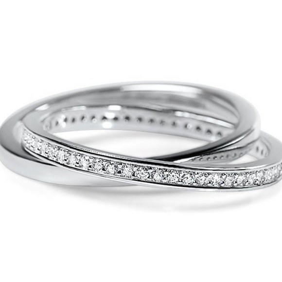 Interlocking sterling silver cz eternity ring - Picture 3 of 3